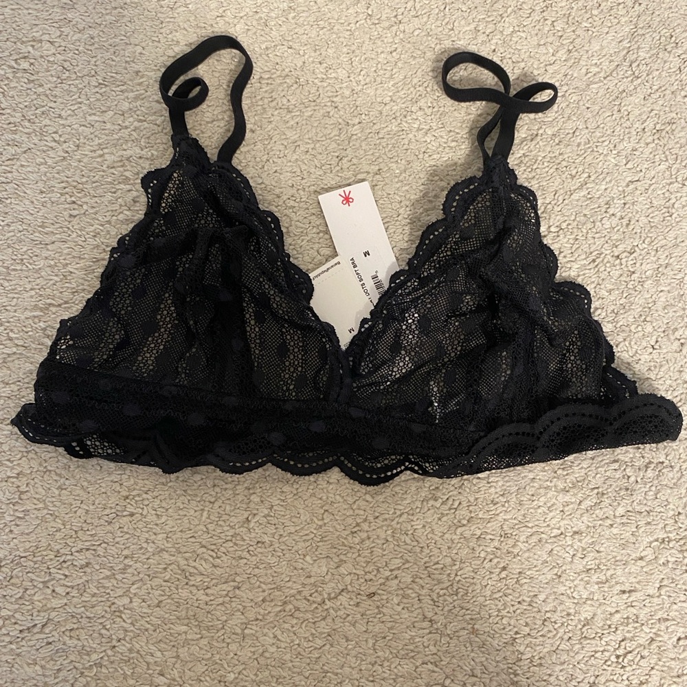 Set of 3: Banana Republic Black and Tan Lace Bralette Intimates
